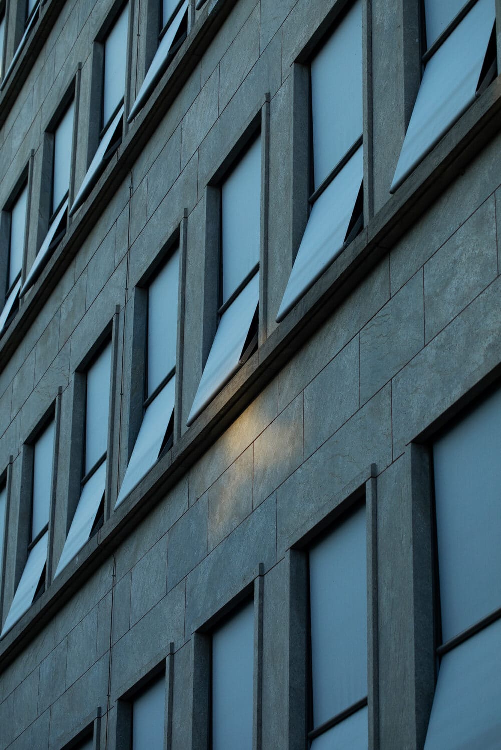 13PHOTO Filipa Peixeiro Fenster Rollos Storen Sichtschutz