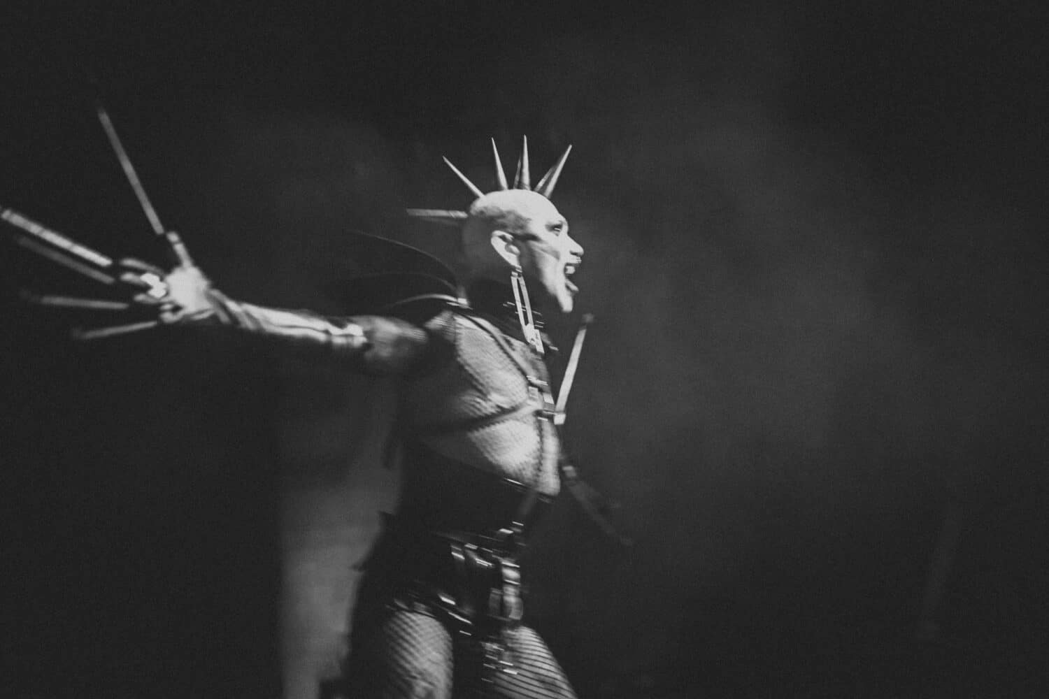 13Photo Kostas Maros Cabaret Bizarre