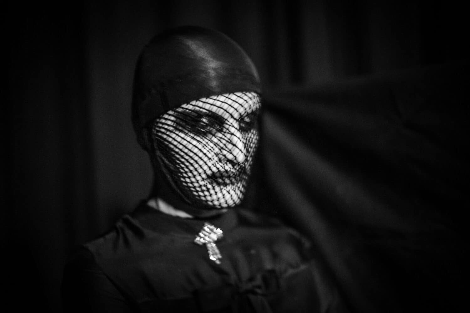 13Photo Kostas Maros Cabaret Bizarre