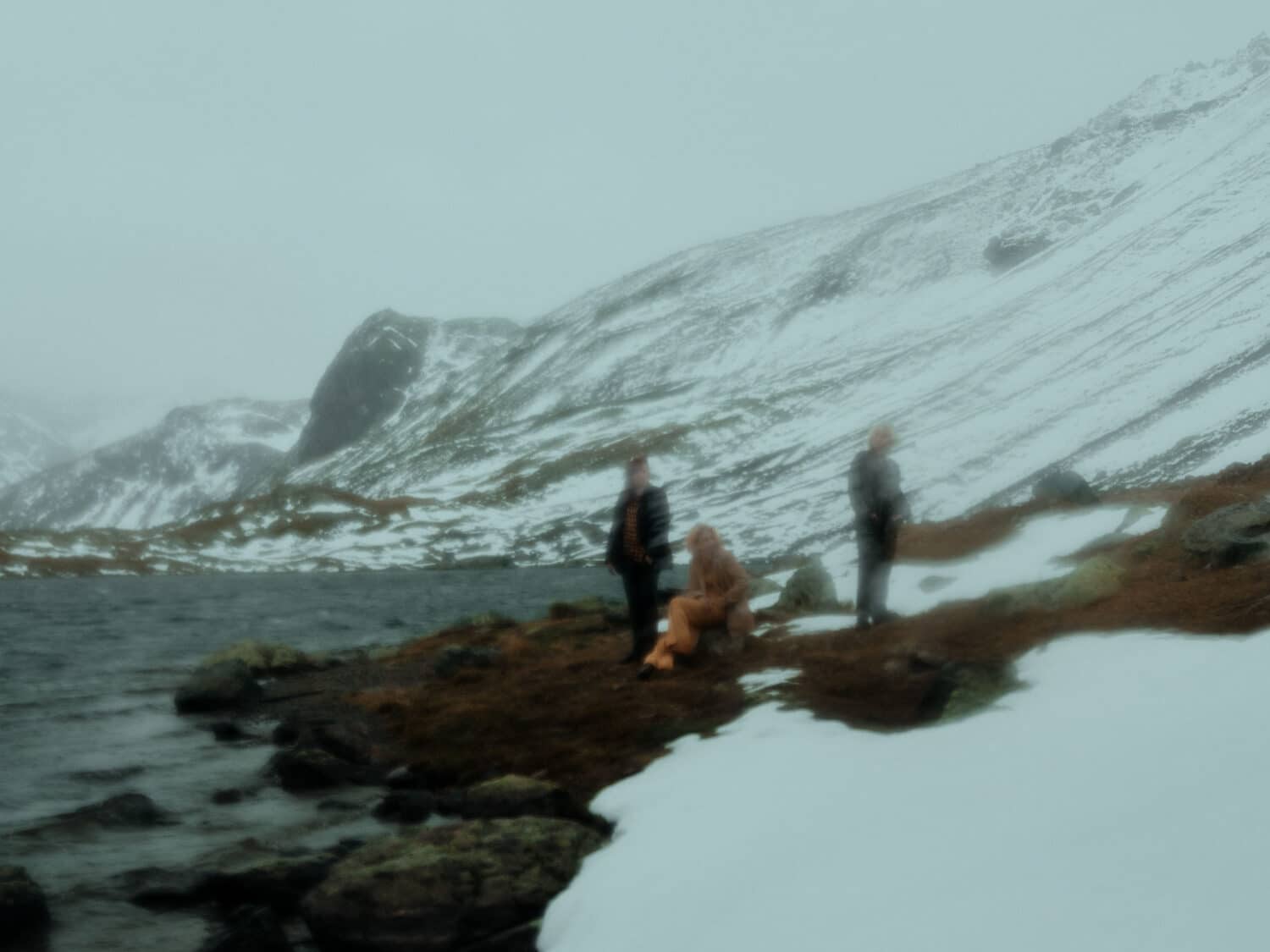 13PHOTO Ladina Bischof Portrait Velvet Two Stripes