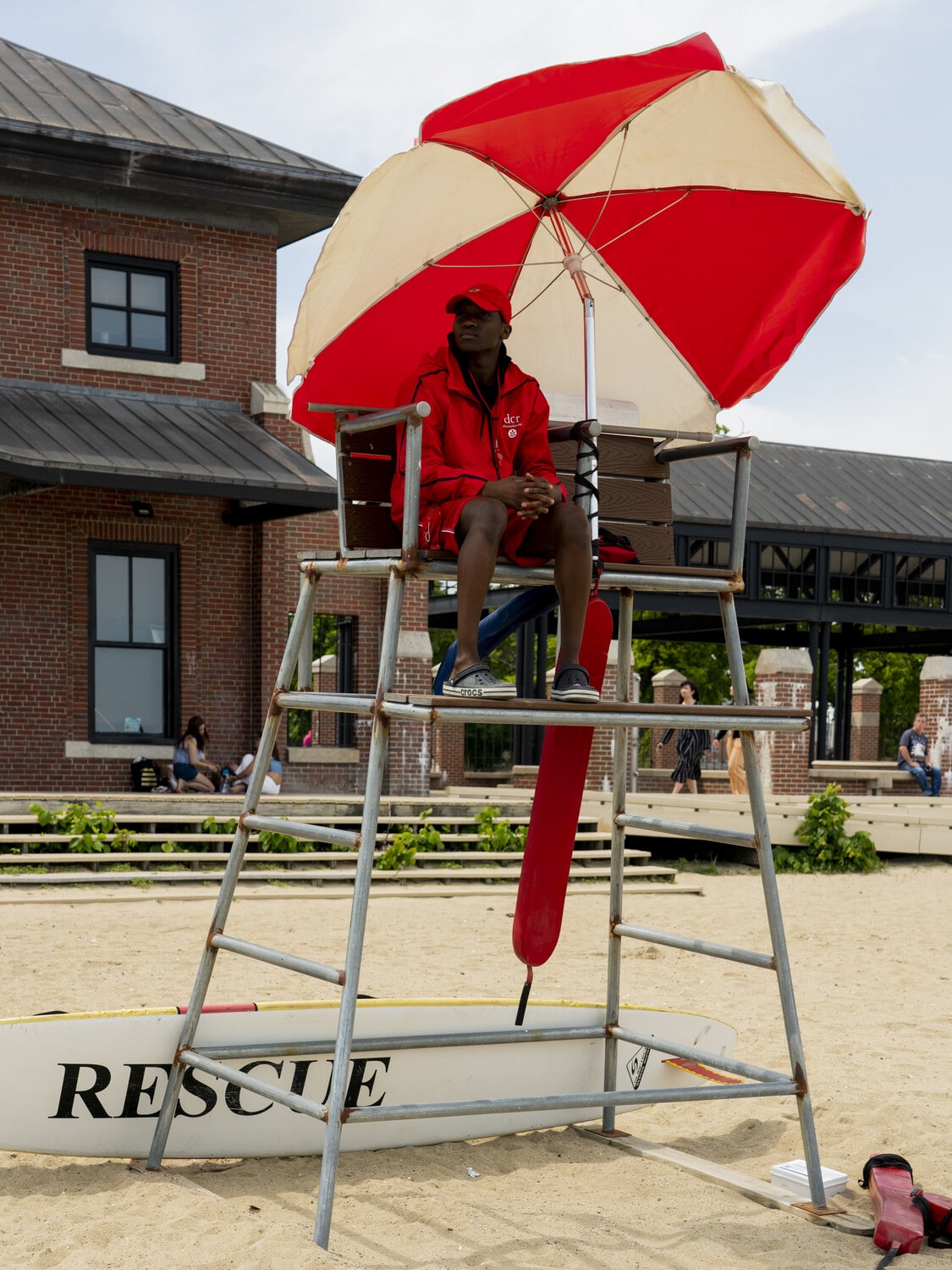 13 Photo Marvin Zilm Men at Work