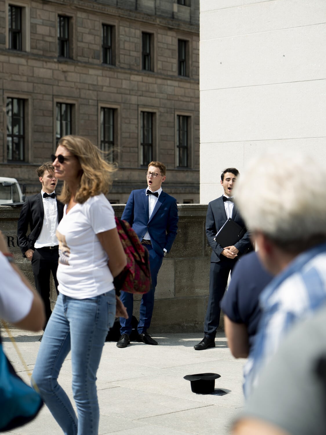 13 Photo Marvin Zilm Men at Work