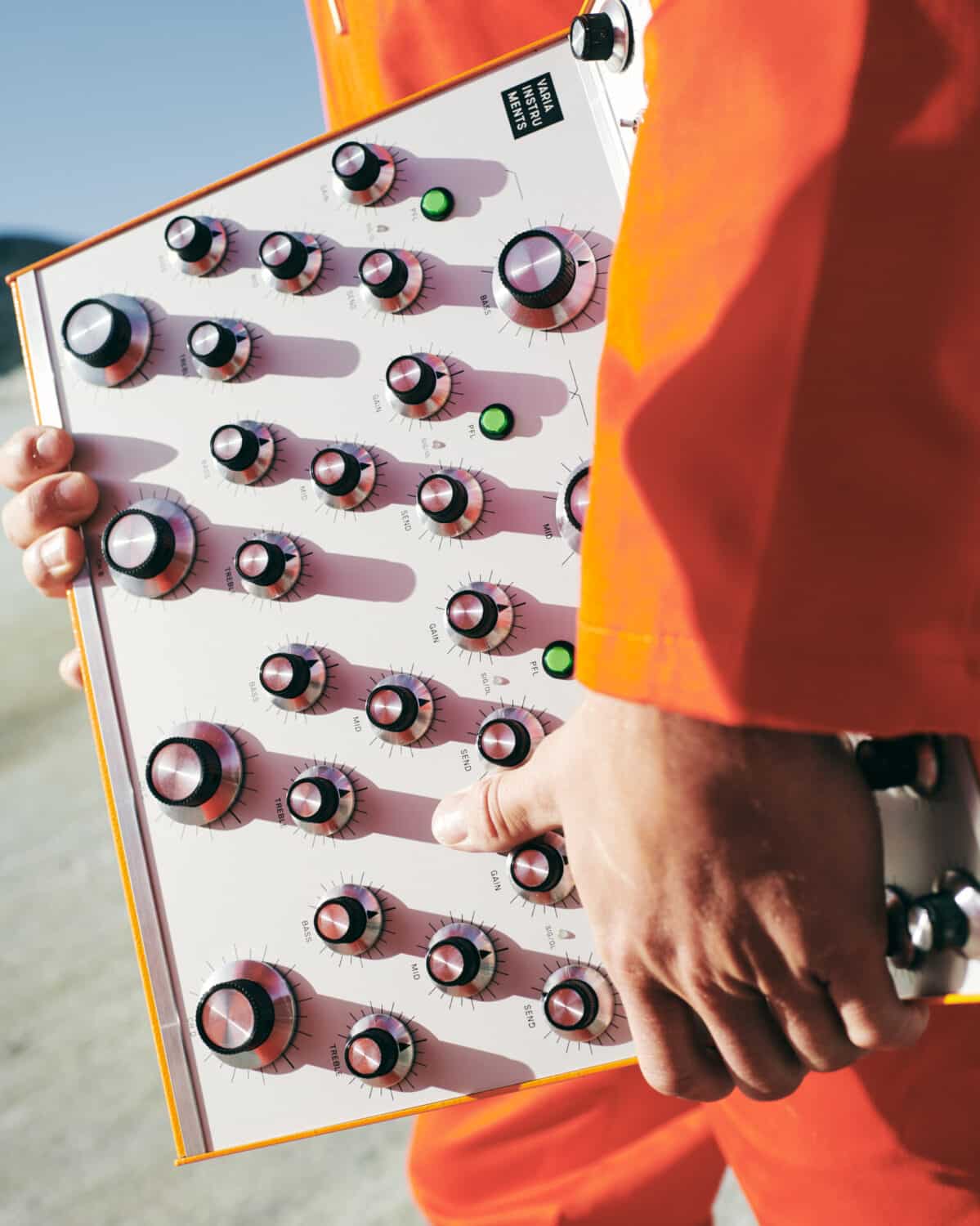 13Photo-Florian Spring-Varia Instruments