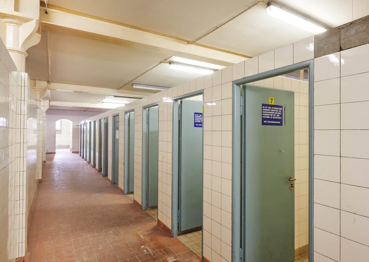 Gabi Vogt - Ausstellung Waschraum Informationen