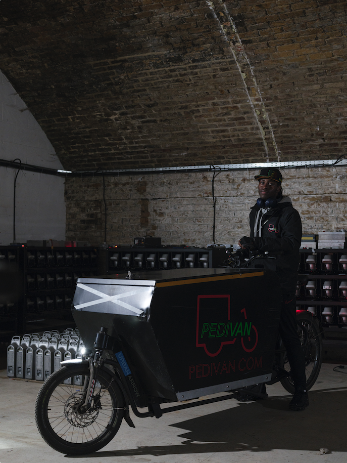 13Photo-Daniel Rihs-Hackney